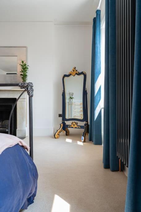 Luxury Duplex Penthouse On The Beach With Panoramic Sea Views Herne Bay Exterior photo