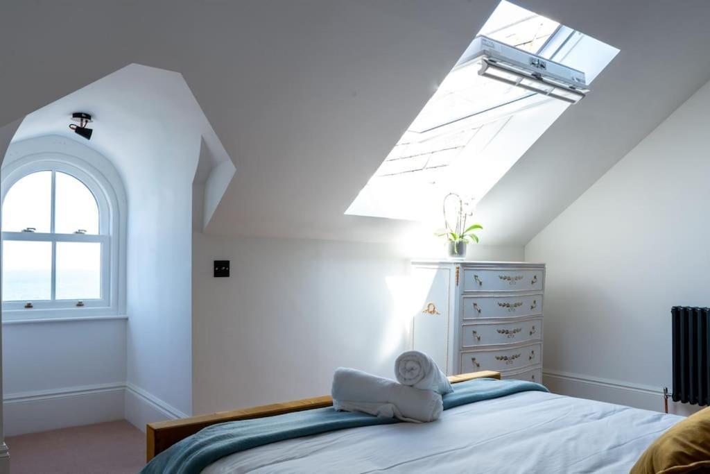 Luxury Duplex Penthouse On The Beach With Panoramic Sea Views Herne Bay Exterior photo